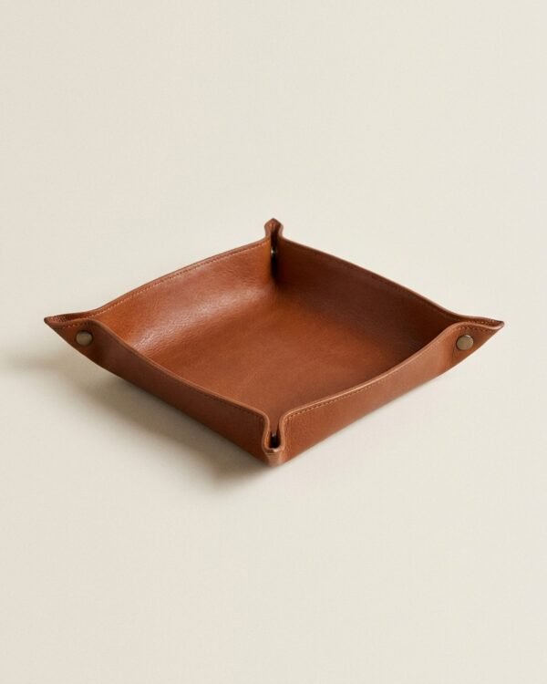 Passage Valet Tray