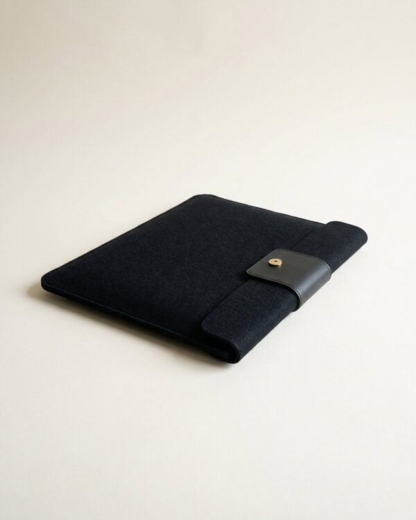 Terminal Laptop Sleeve 16-inch